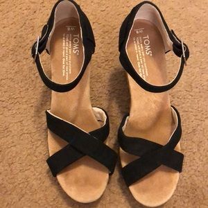 Tom’s Black Strappy Wedges